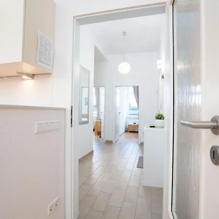 Olga 3 Apartment *